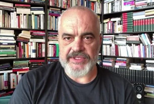 Nga neser paketat celulare 50 per qind me lire: Falas aksesi edukativ